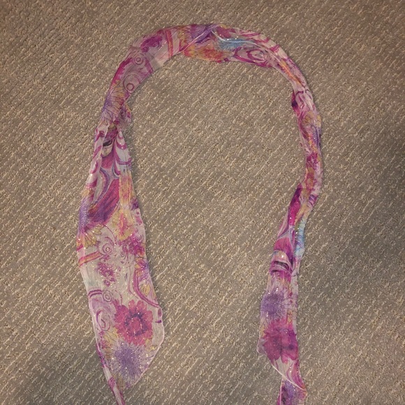 Scarf - Picture 4 of 4
